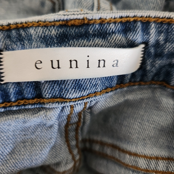 Eunina Frankie Mid Rise Girlfriend Distressed Relaxed Fit Medium Wash Size 3 - Picture 6 of 9